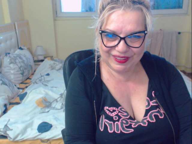 Bilder SonyaHotMilf your tips makes me cum and squirt,xoxo
