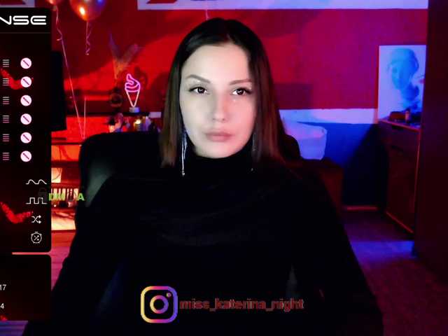 Bilder DominaKatherine Welcome to my RED room - ASMR AND FETISH! Worshiping beauty Misstress - @total, Collected - @sofar , Remaining collected - @remain