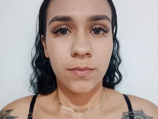 Erotisk videochat SOPHIIE-ADAMS