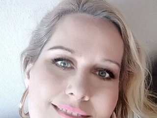 Erotisk videochat SquirtyMaya