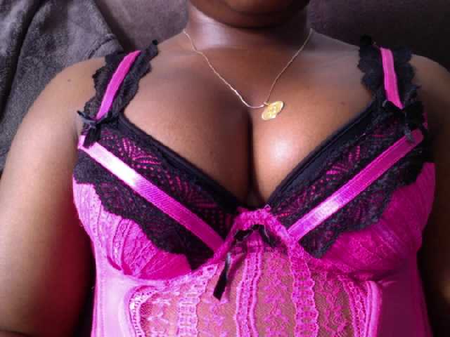 Bilder staybunny23 helo , i am kenyan , 33 , single lady ... here to earn and be sugared