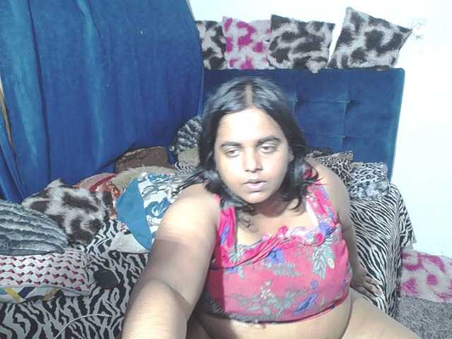 Bilder SusanaEshwar hi guys motivate me with your tks to squirt now MMMMMM BIG FAT SHAVED PUSSY