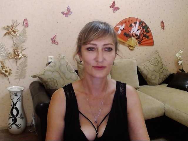 Bilder SusanSevilen Show outfit - 5 tokens, Dance-20 tokens, Stroke the chest-10 tokens, show tongue-5 tokens, kiss -5 tokens, confess love-3 tokens order music - 3 tokens. Thumb Sucking Simulating Blowjob - 10 Tokens watch the camera with comments-40 t