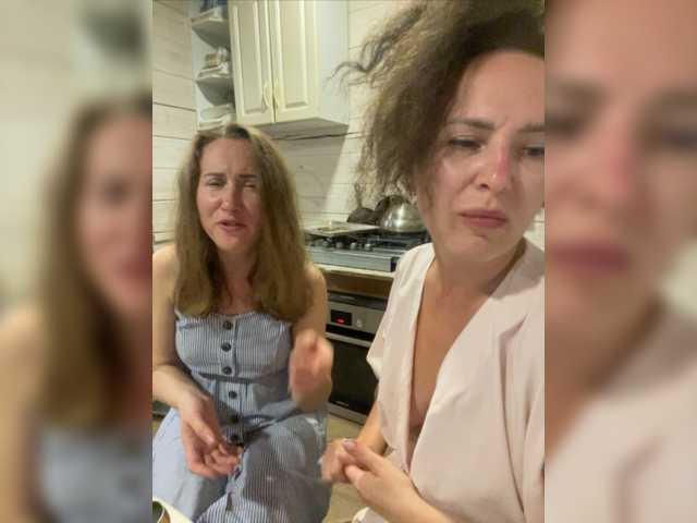 Bilder Svetalips Making barbecue and after will fuck Curly babyBDSM show today Lovens 2 tokens Lovense from 2 token At home
