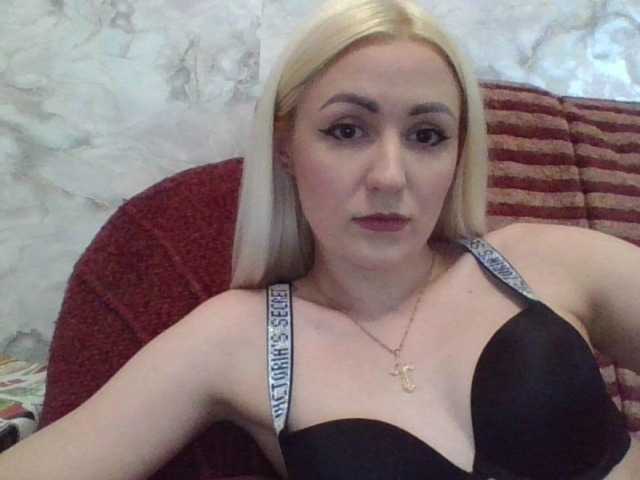 Bilder __Sveto4ka__ Hi)I I'm Sveta, tits 100, ass 202, pussy 200, anal 1000, anal with a big toy 2000, stockings 80, heels 120, fuck pussy 1200, smoke 188, smoke topless 238,c2c 80