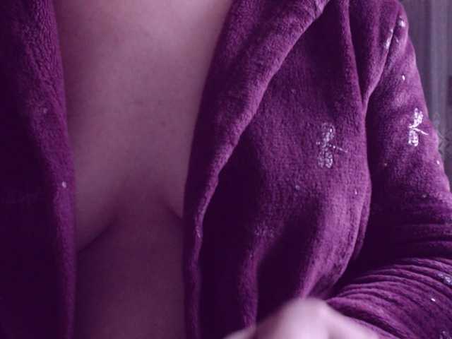 Bilder SweetBrunete on samuse ensemble;)? ...xxx...on commence avec 30 tokens seins....et on continue..xxxx