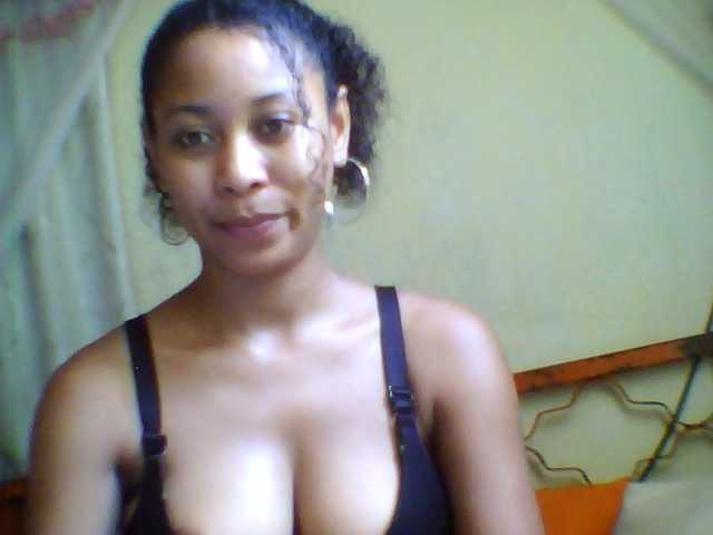 Bilder SweetTacha Tits : 40Ass ; 45pussy : 50All Naked and anal : 120Cum, squirt : 150