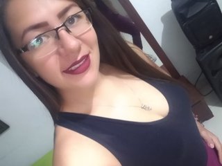 Erotisk videochat TANIA-ROBERTS