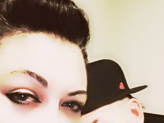 Erotisk videochat T-and-A-13