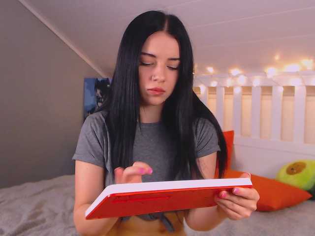 Bilder Tinna-krisss squirt 676 is left until the show starts! Hello. I'm Kristina. Nice to meet you