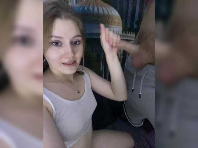 Kringkasting av skjermbilder Toni-and-Tanya