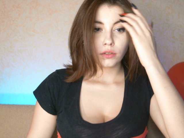 Bilder Chika_Bom Hello everyone, I'm Katya) Let's chat and more *) Lovens from 2 tokens) Put love and comments.