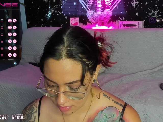 Bilder CoralineBee Dont be rude. say Hi #bbw #tattooed #latina #Big