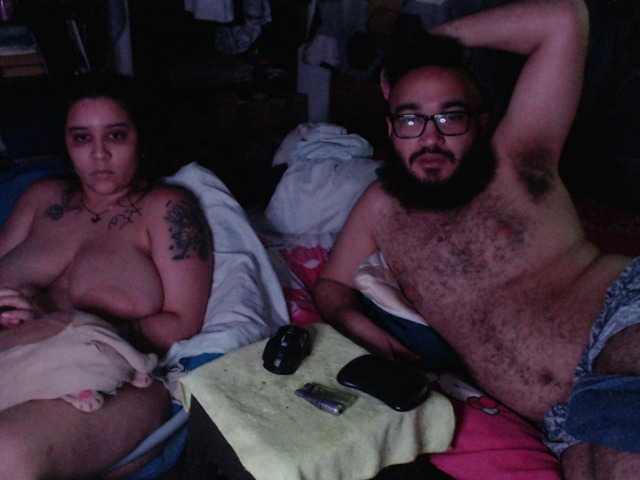 Bilder Angie_Gabe IF U WANNA SOME ATTENTION JUST TIP. IF U WANNA SEE US FUCK HARD GO PVT AND WE CAN FUN TOGETHER. NOOOO FUCKING FREE SHOW