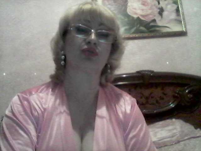 Bilder _mamasita_ Greetings, my dears: * Welcome im my room. I will be glad to your attention and gifts :)