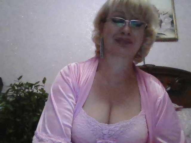 Bilder _mamasita_ Greetings, my dears: * Welcome im my room. I will be glad to your attention and gifts :)