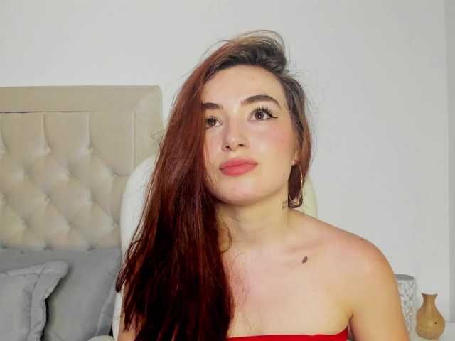 Bilder violetwatson- Today I am very playful, do you want to come and try me! Goal: 1500 tokens