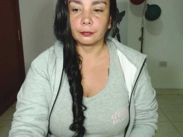 Kringkasting av skjermbilder vivian-milf-paint