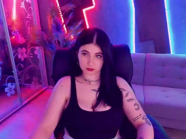 Bilder WendyMoon Welcome to my room. Lovens works from 1 tokens. Favorite types 11,22,55,77, 111tk Fuck my pussy in the total chat for the goal504