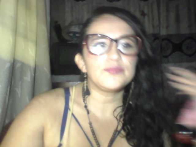 Bilder XIMENA1986 BIENVENIDOS MI CUARTO VAMOS A PASARLA RICO Y MIENTRAS MOJAME CON TUS TOKENS COME TO MY ROOM WE HAVE A GOOD TIME AND WHILE YOU MAKE ME WET WITH YOUR TOKENS Come ​on ​and ​enjoy ​the ​curvy ​pleasure!!!!.