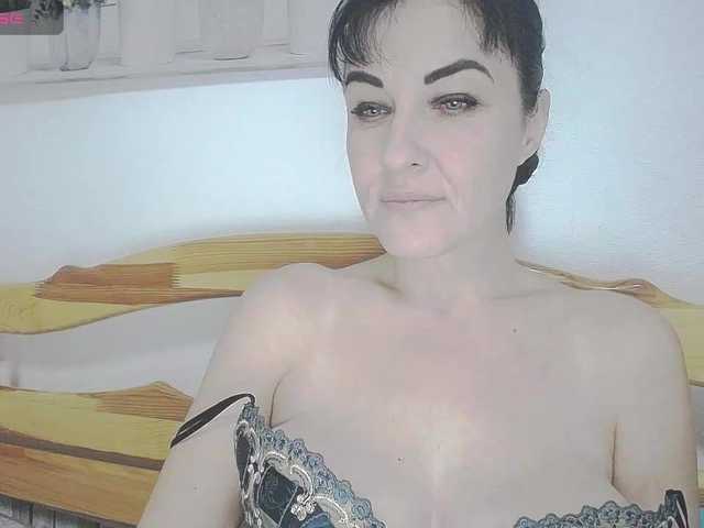 Bilder BlackQueenXXX I record a video with your fantasies .800 current in time 15 minutes !!
