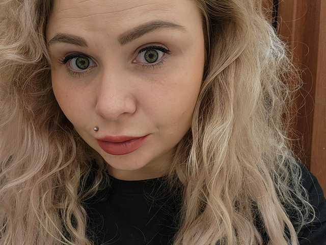 Foto av profilen YourFunnyBlondiee