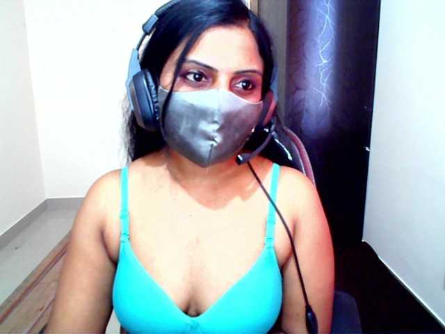 Bilder yoursavitha5 my neighbour at home | Make me Squirt at Pvt | Today free show for all| Please support | lets party [none] [none] [none]