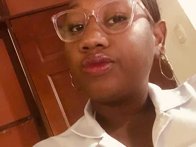 Foto av profilen yourwife-anna